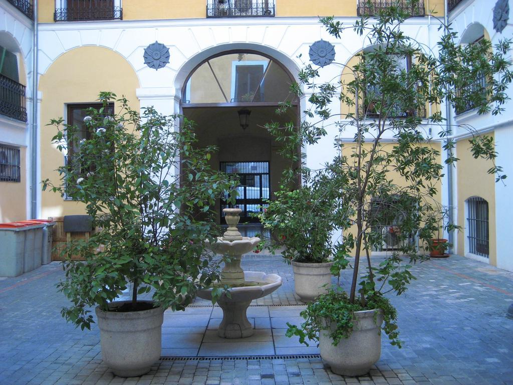 Hostal Huespedes Toledo Μαδρίτη Εξωτερικό φωτογραφία