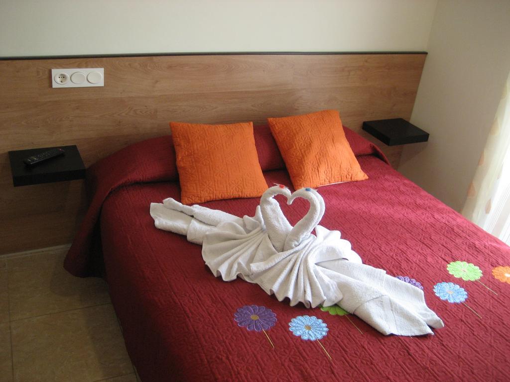 Hostal Huespedes Toledo Μαδρίτη Δωμάτιο φωτογραφία
